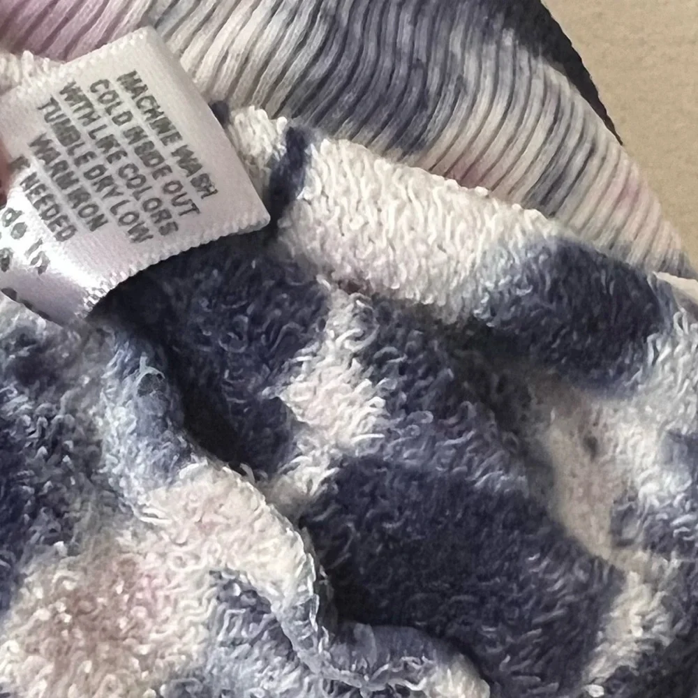 Monrow Monrow - Picture 10 of 11